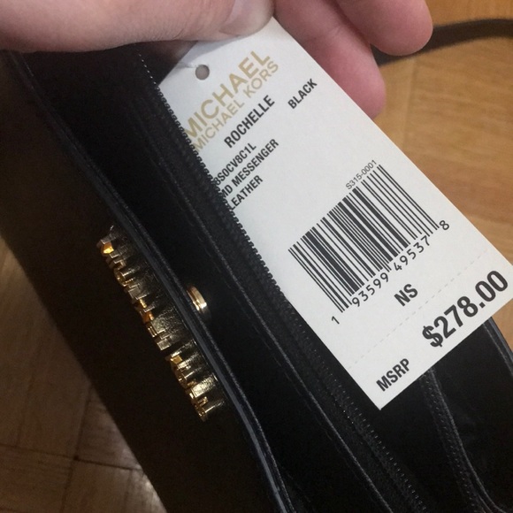 BNWT Michael kors side purse - Picture 8 of 8